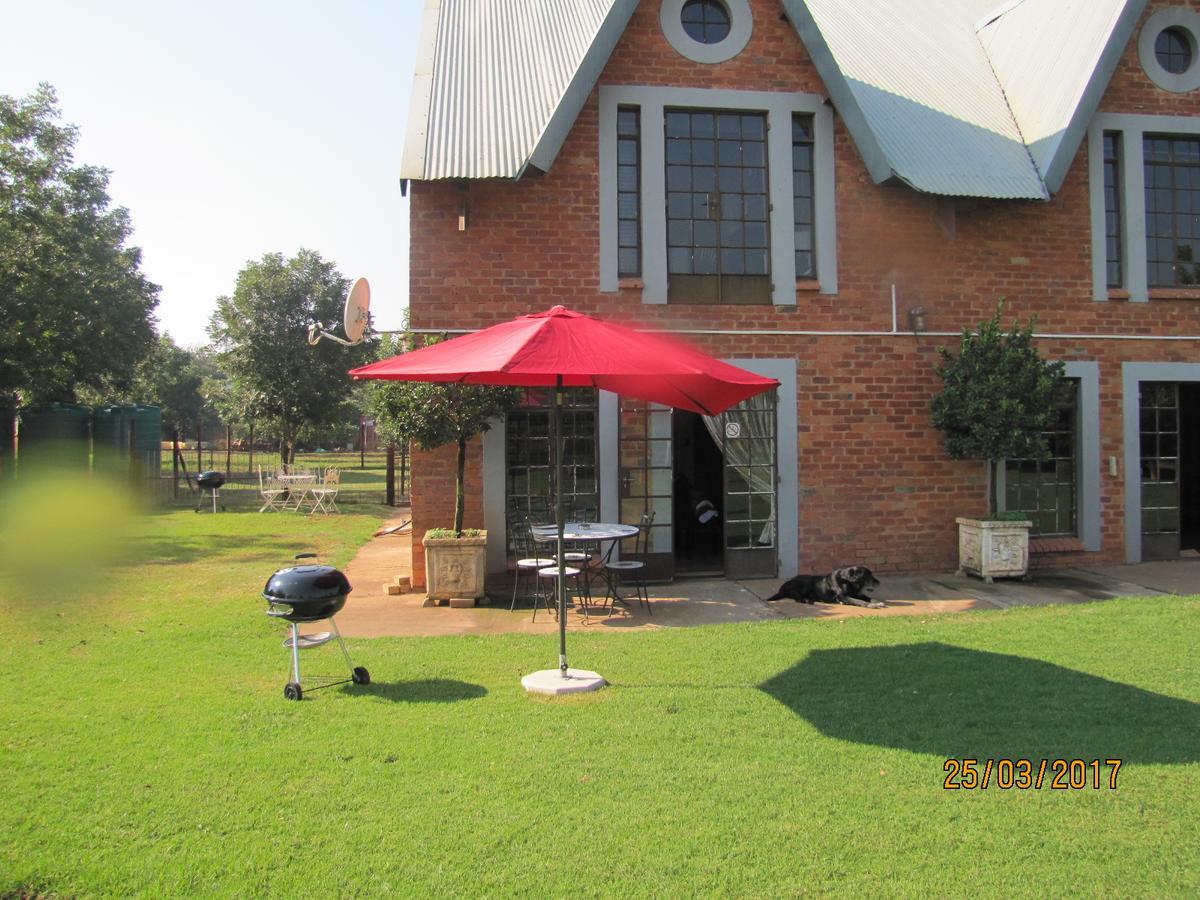 Millstream Inn guest house Skeerpoort Extérieur photo